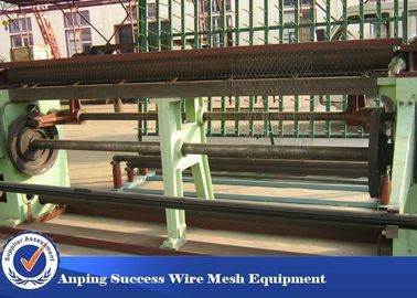 China Black Vinyl Coated Hexagonal Wire Netting Machine Small Hole High Efficiency supplier