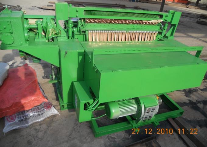 Stainless Steel Welded Wire Mesh Machine For Rolled Wire Mesh Green Color