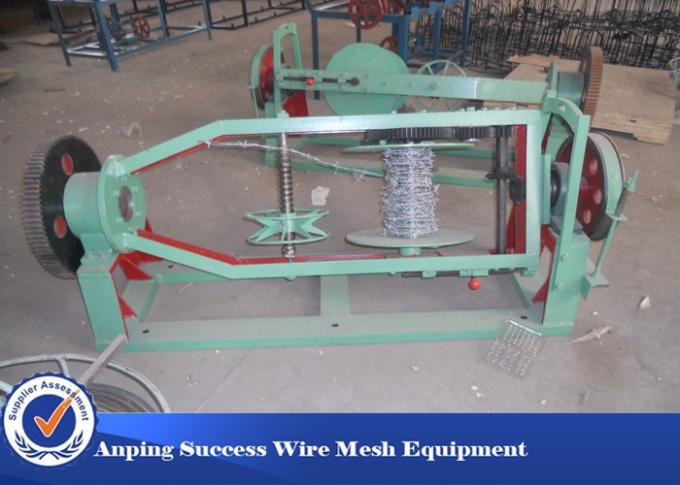 CS-A Type Barbed Wire Fencing Machine 76mm / 102mm / 127mm Barbed Space
