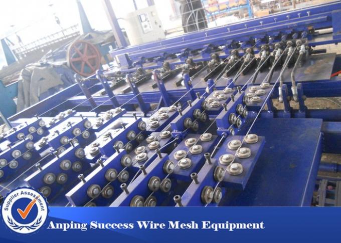 Hot Dipped Galvanized Wire Grassland Fence Machine Blue Color Easy Operation