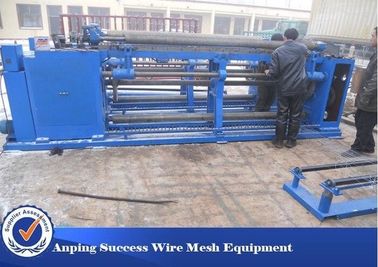 Chicken Cages Gabion Mesh Machine / Wire Mesh Weaving Machine For Rolls