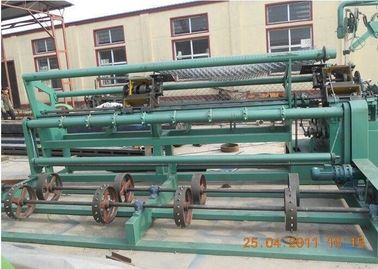 Professional Automatic Chain Link Fencing Machine / Diamond Mesh Fencing Machine 2 - 4M