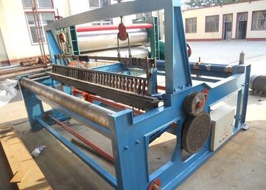 Multi Functional Crimped Wire Mesh Machine Plain Weave Style Easy Operation supplier