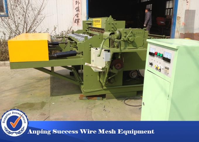 Automatic Welded Wire Mesh Machine Adopts Electrical Synchronous Control Technique