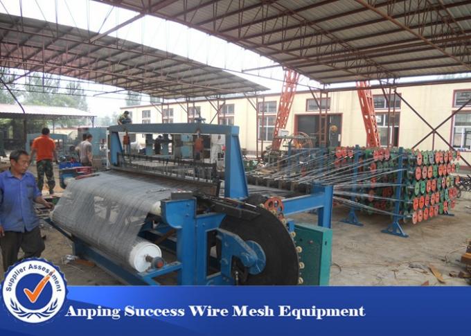 Customized Crimped Wire Mesh Equipment , Fencing Wire Making Machine Large Size